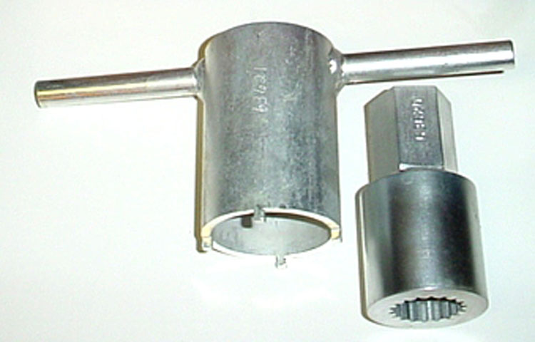 Bearing Nut Wrench and Drive Shaft Socket 91-63620A1 - CP Performance